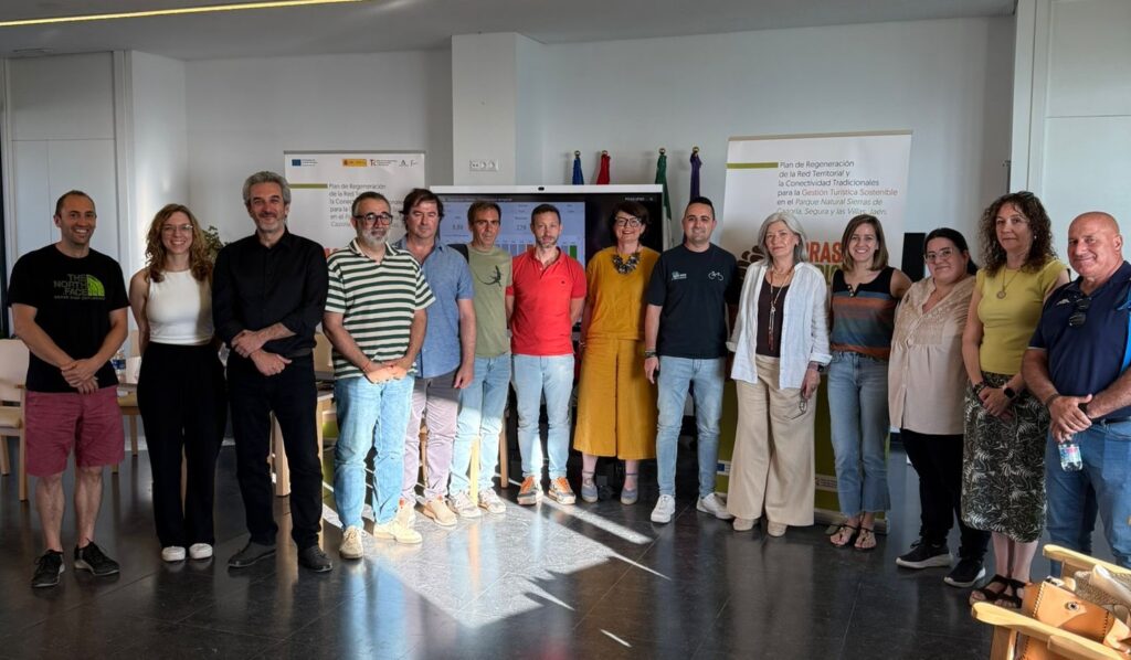 Vista panorámica de las Sierras de Cazorla, Segura y Las Villas, que dan un paso decisivo hacia la gestión turística inteligente con la puesta en marcha de su nuevo Sistema de Inteligencia Turística.